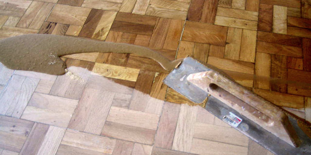 Catorze Parquets, Enmasillar el parquet